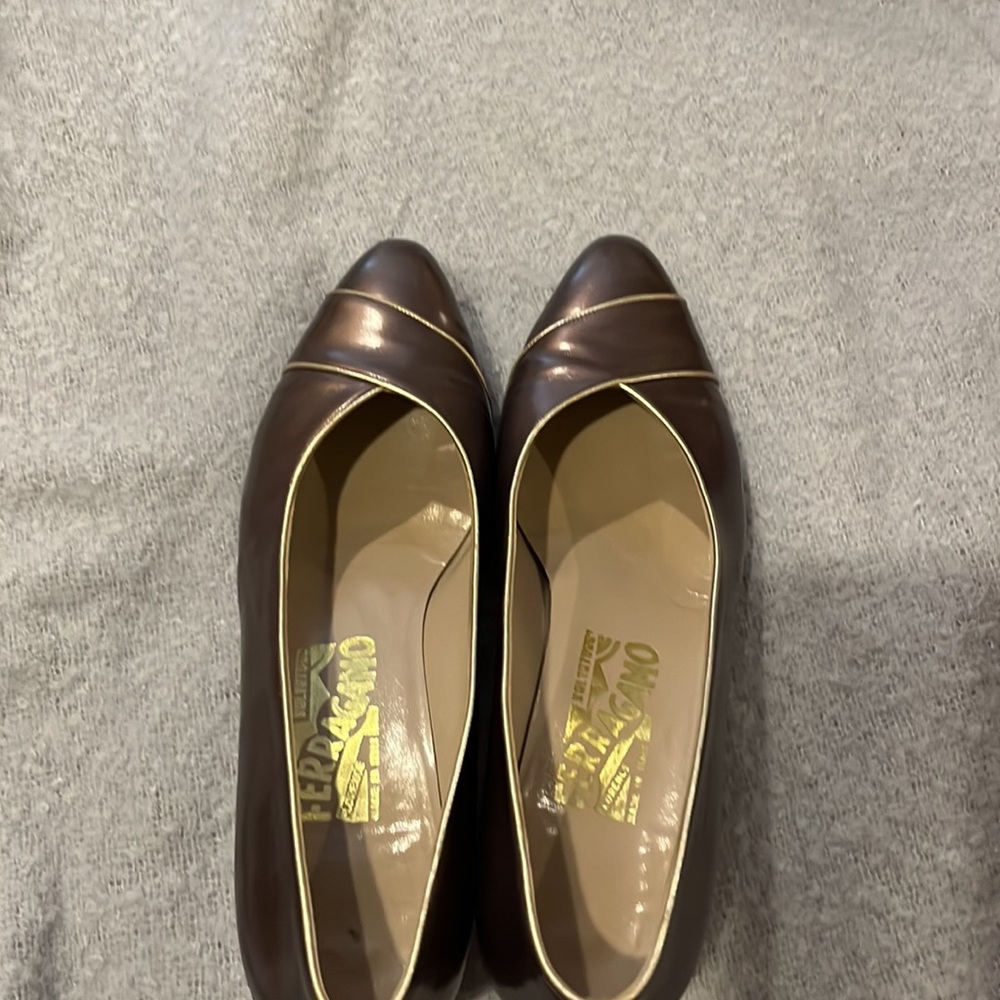 Vintage Salvatore Ferragamo pumps - Picture 9 of 10